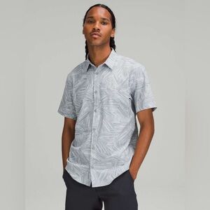 Lululemon Airing Easy Short Sleeve Shirt *Ventlight Mesh in Flat Cut Ocean Sz L